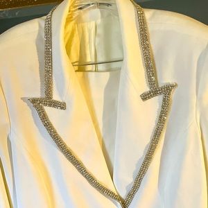 Silver hand beaded white lined summer suit new with tags